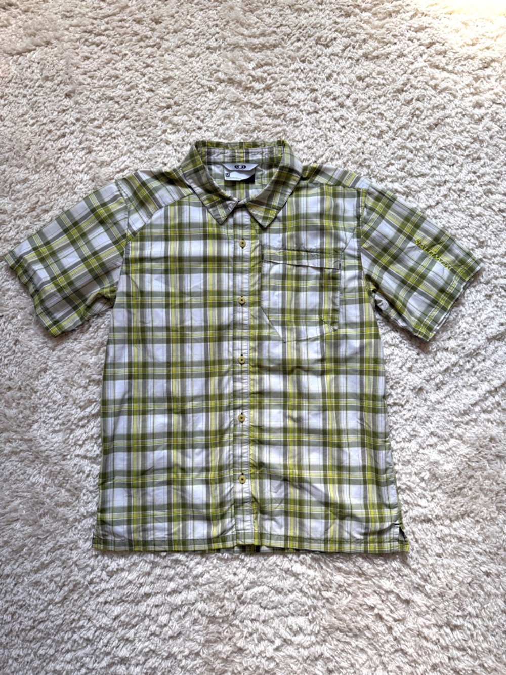Salomon Men’s Tracks Green & White Plaid Short Sleeve Button-Down Shirt. Sz Med.